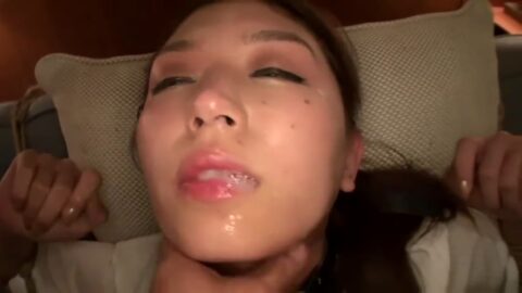 美熟女の豊満ボディが縄に縛られ、電マで何度もイキまくるSM調教セッション！